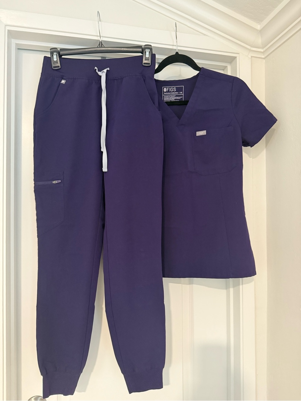 Figs scrub set
